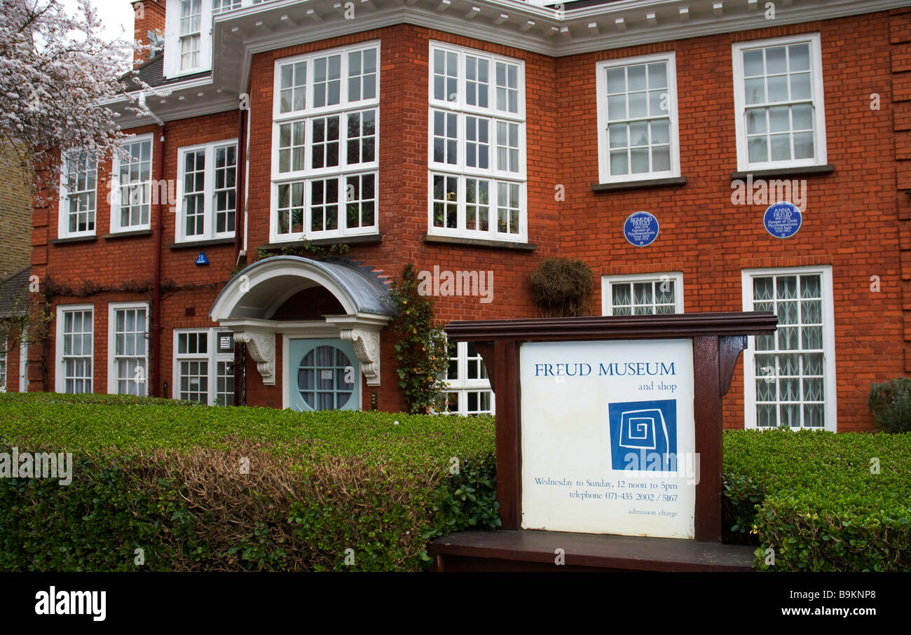Freud Museum, Old Home of Sigmund and Ann Frued, Hampstead, London, England, UK, GB. Stock Photo
