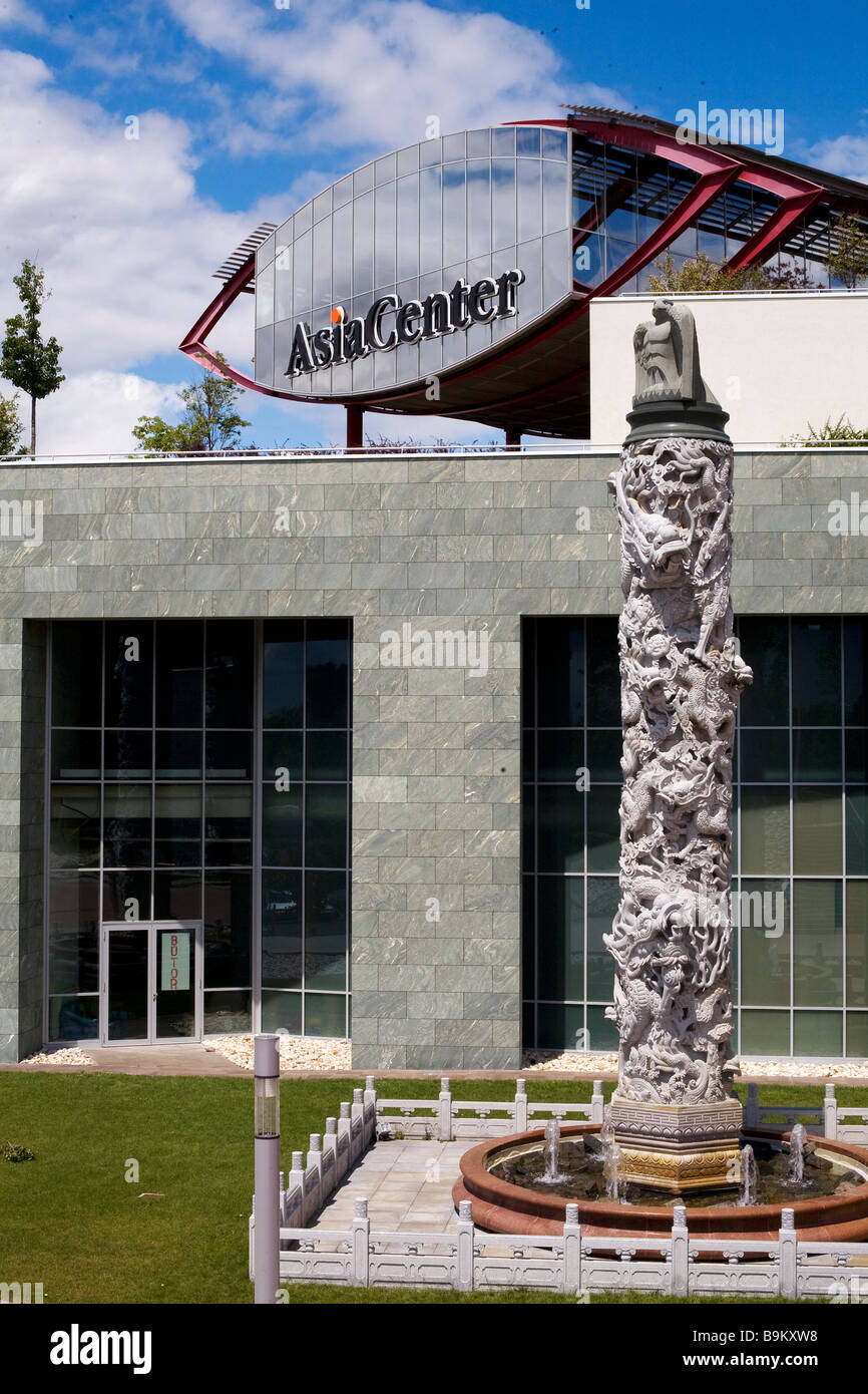 Hungary, Budapest, 15th district, Asia Center shopping mall Stock Photo