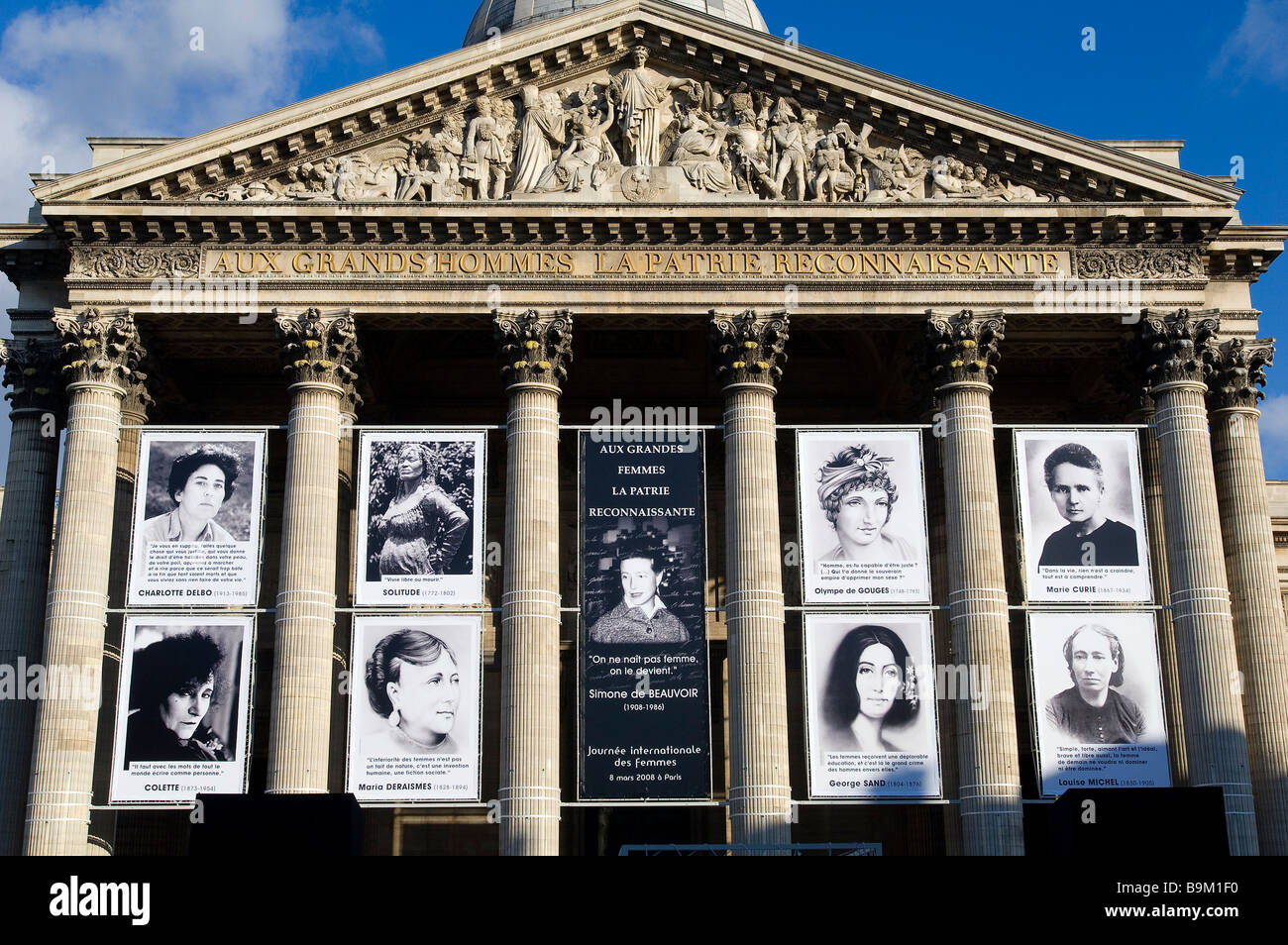 France, Paris, Pantheon, posters entitled Aux grandes femmes la patrie reconnaissante (the mother country is greatfyl its great Stock Photo