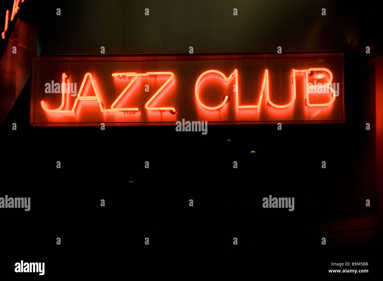 Jazz Club neon sign Stock Photo - Alamy