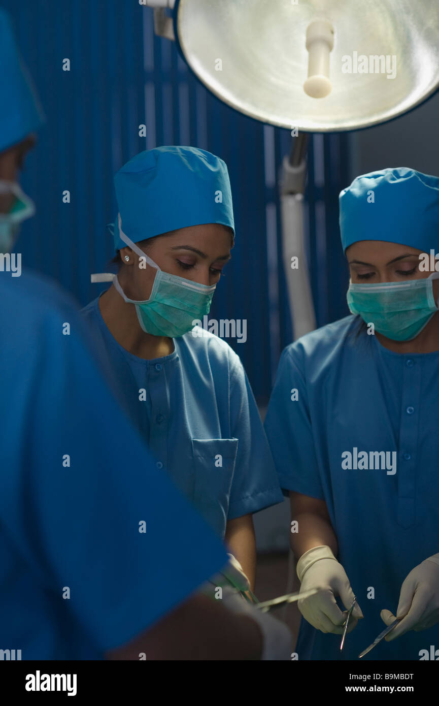 India surgery patient hi-res stock photography and images - Alamy