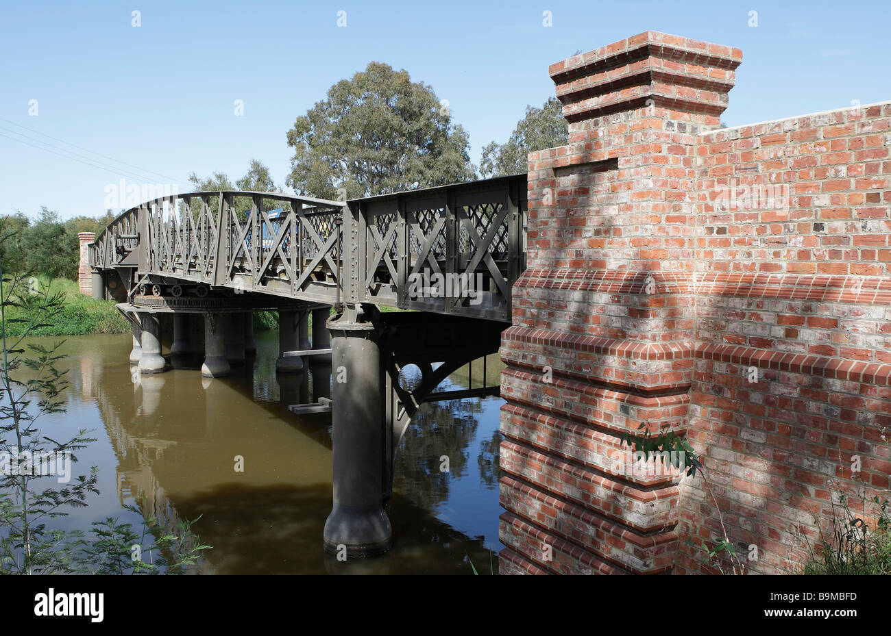 Historical mechanic turn bridge over the Latrobe River, Sale, Gippsland, Victoria, Australia Stock Photo