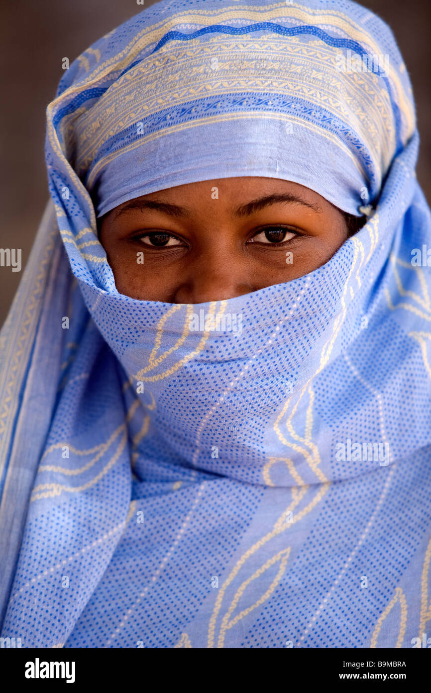 Mauritania, Adrar, Chinguetti area, Leguerara, Mauritanian woman Stock Photo