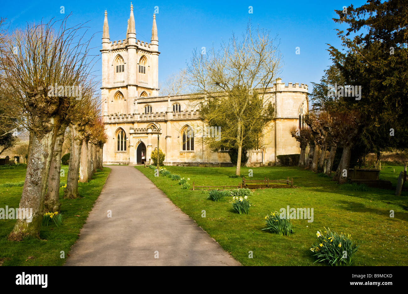 St Lawrence s Church in Hungerford Berkshire England UK Stock Photo Alamy