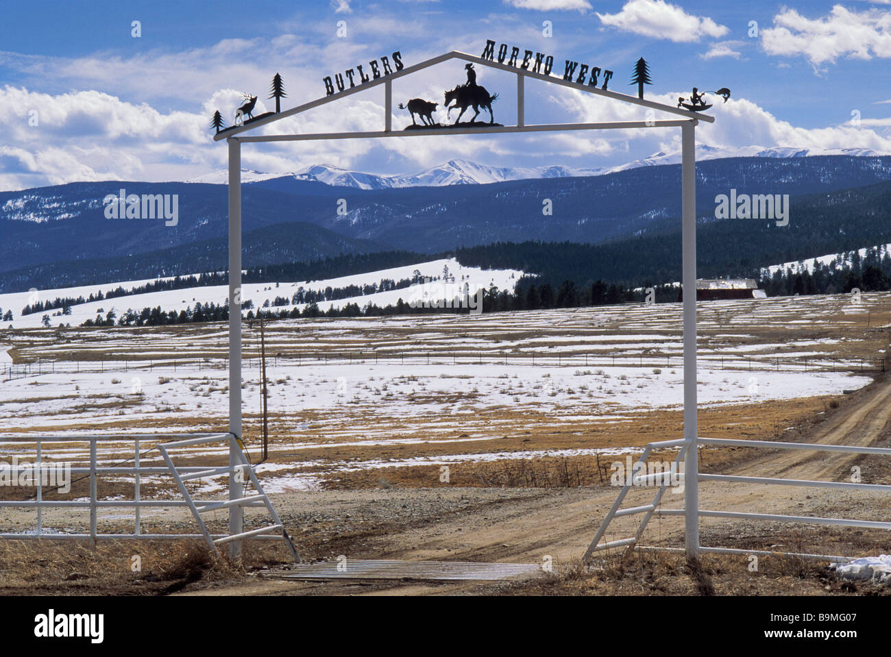 Wrought iron eagle hires stock photography and images Alamy