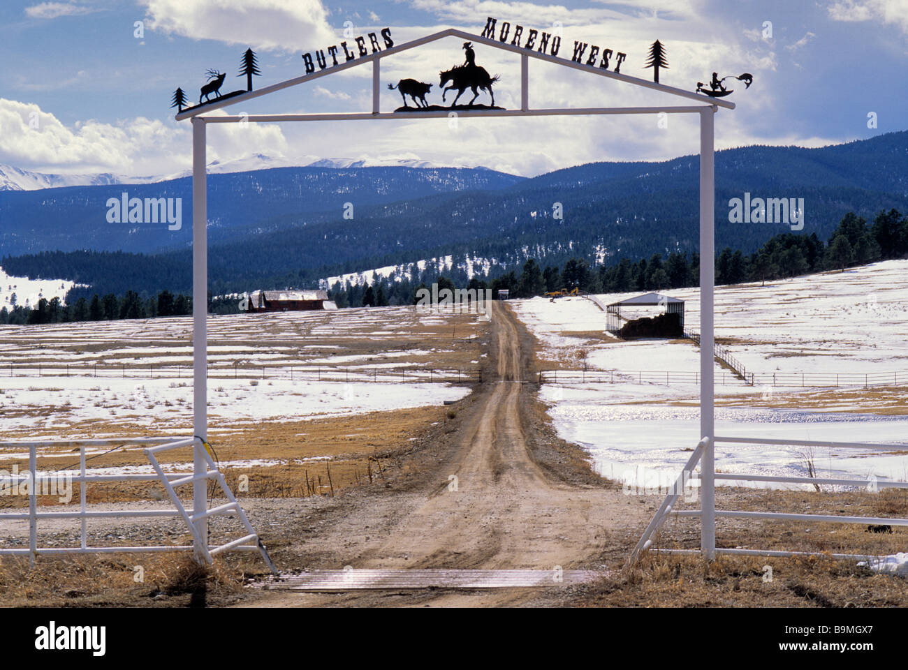 Wrought iron eagle hires stock photography and images Alamy