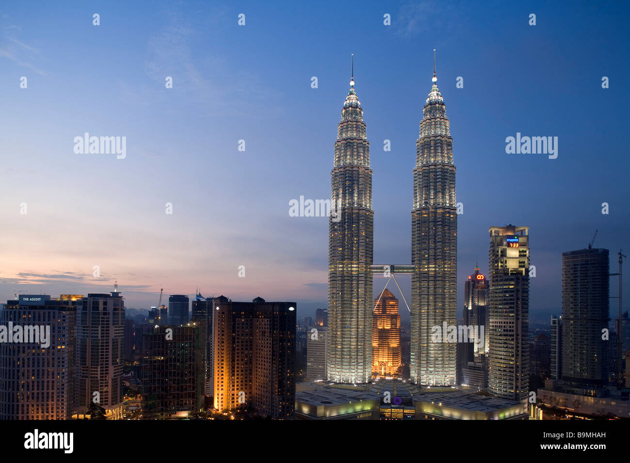 Malaysia Kuala Lumpur Petronas Twin Towers By Architect