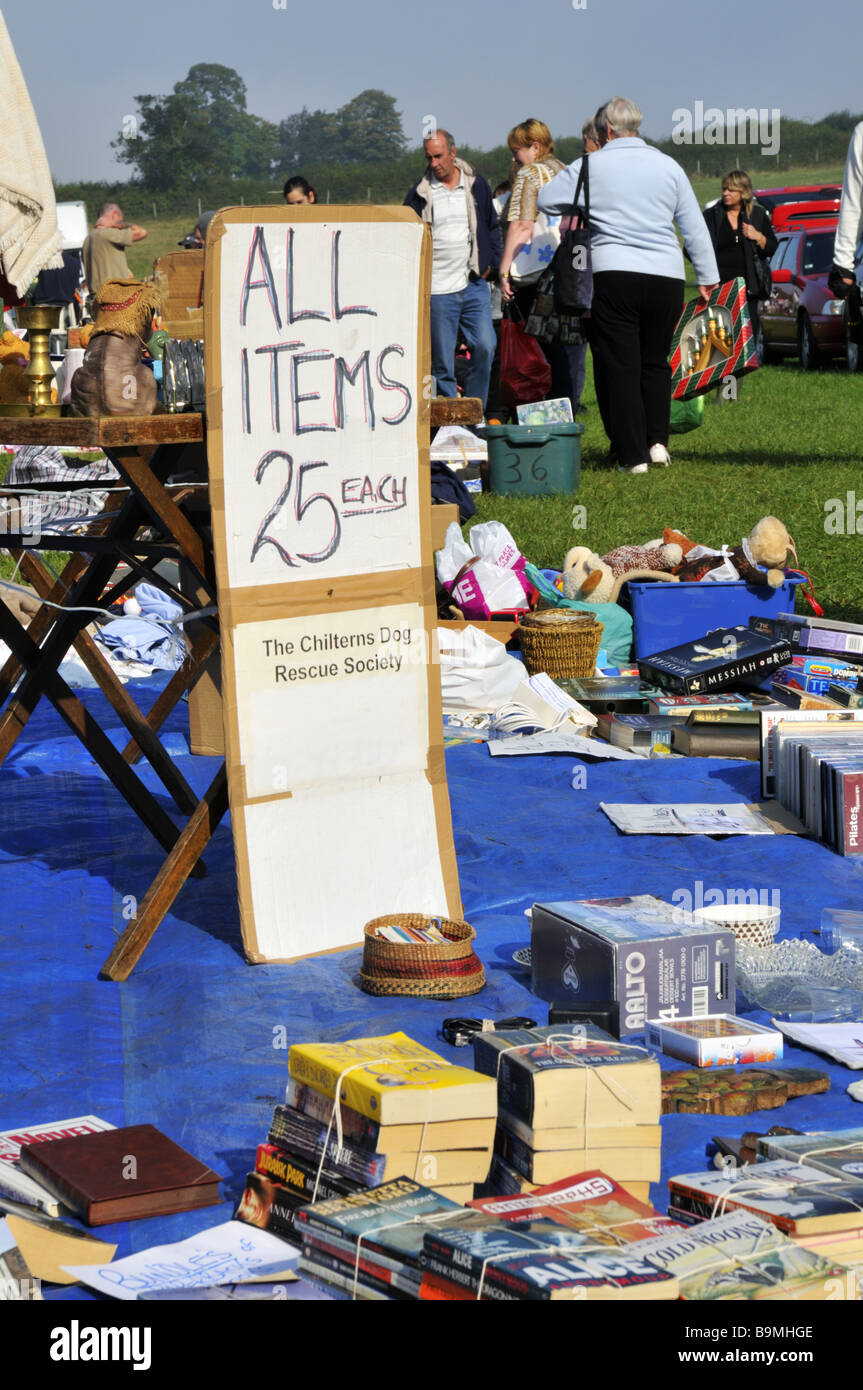 Car boot sale uk hires stock photography and images Alamy