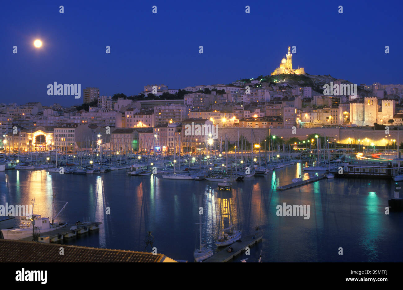 Marseille night skyline hi-res stock photography and images - Alamy
