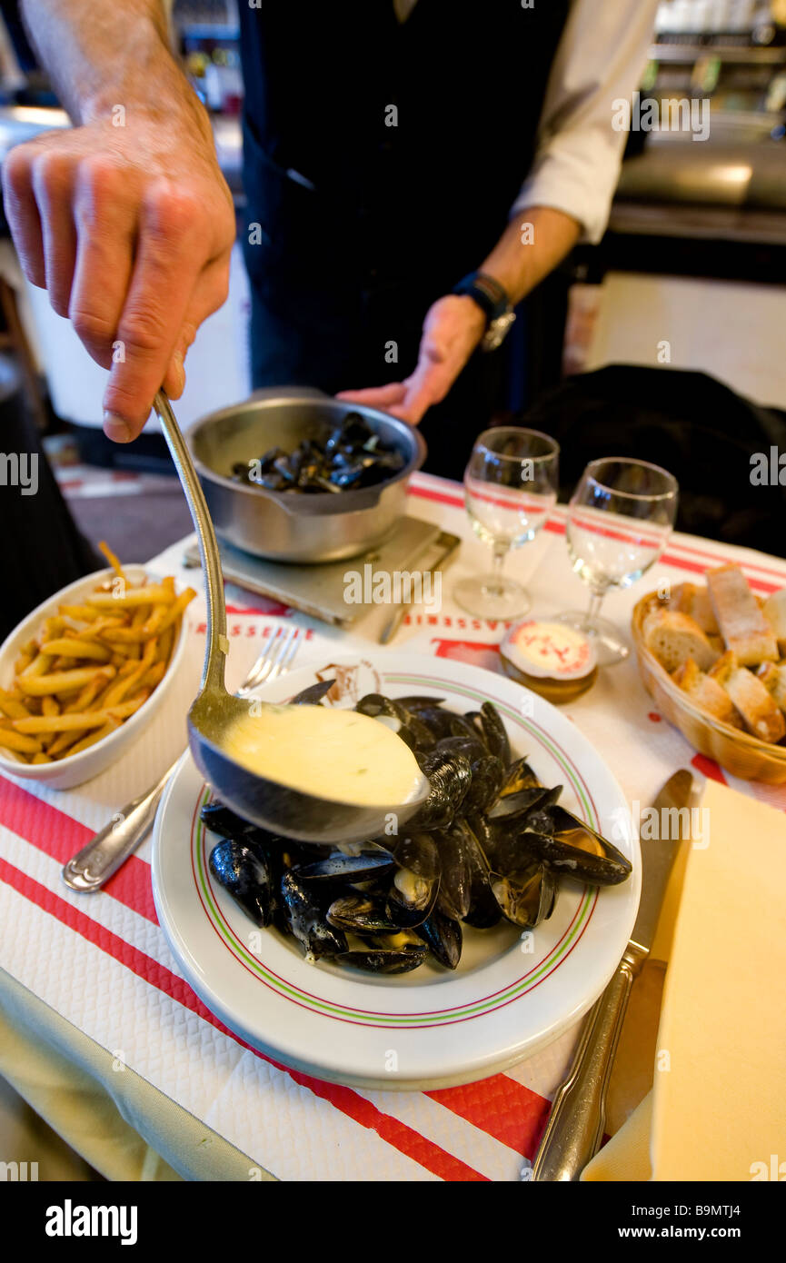 France, Calvados, Pays d'Auge, Trouville sur Mer, Les Vapeurs