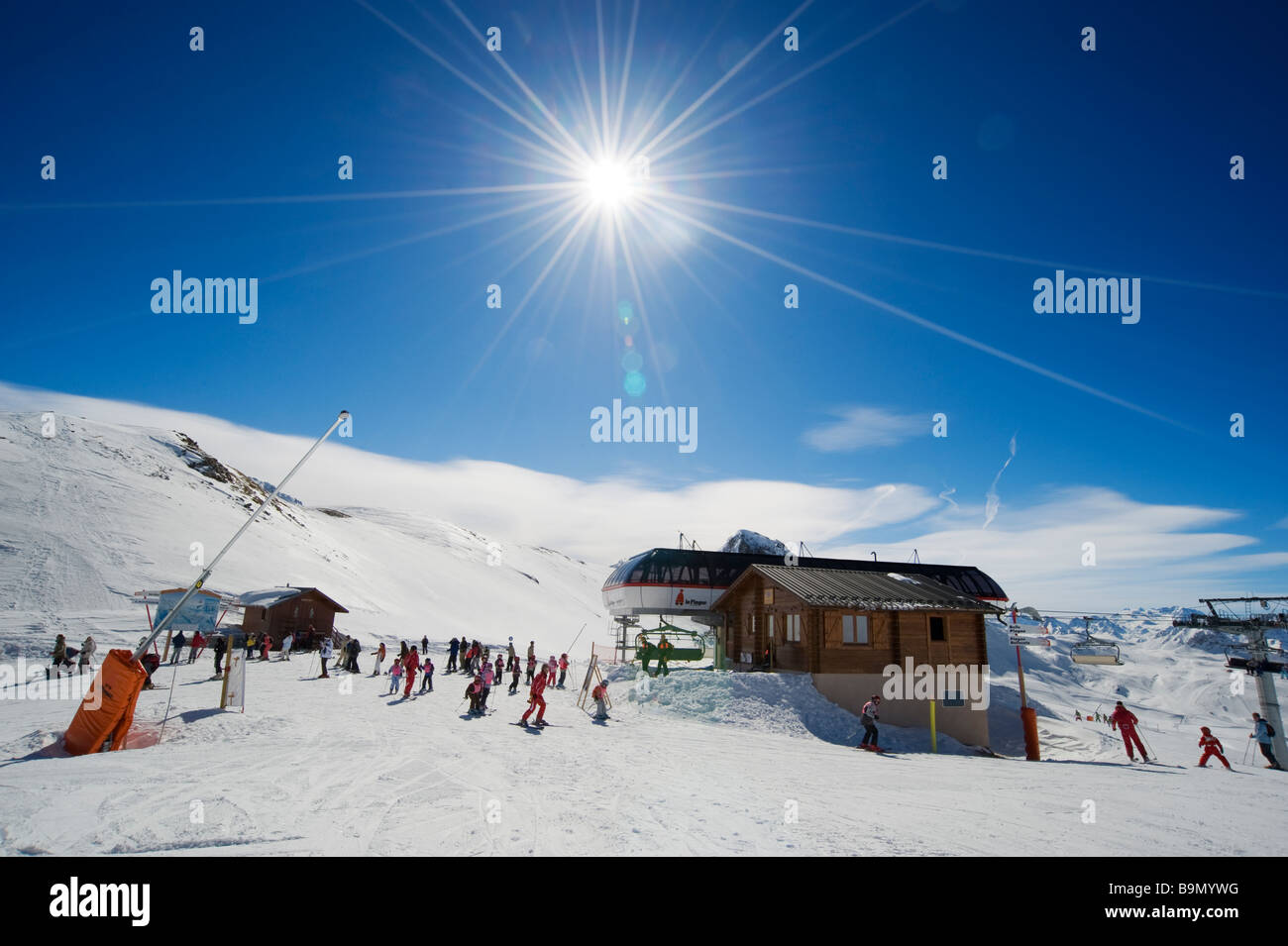 Chairlift station arpette hi-res stock photography and images - Alamy