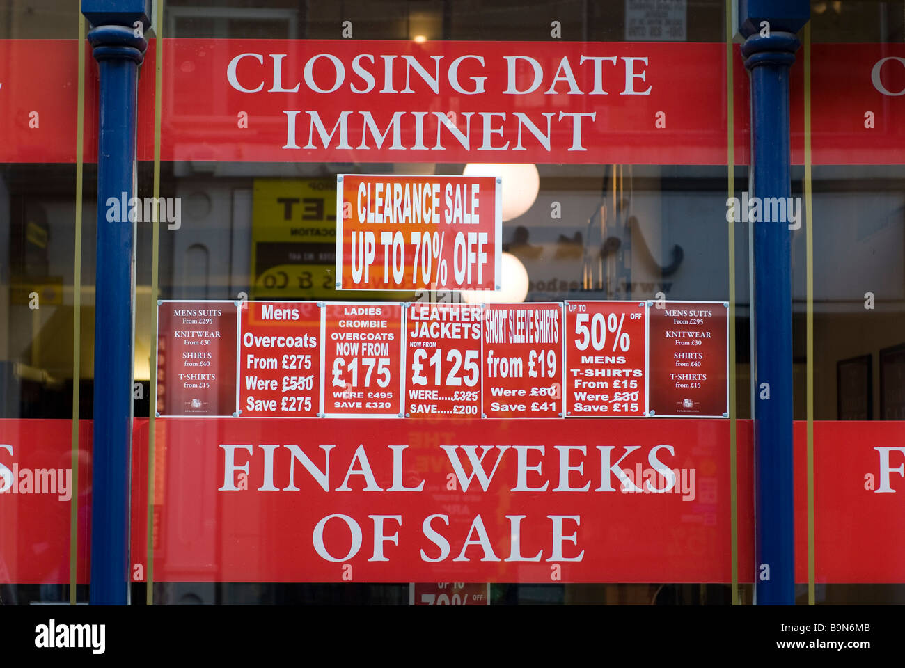 Shop going out of business in Manchester city centre UK Stock Photo