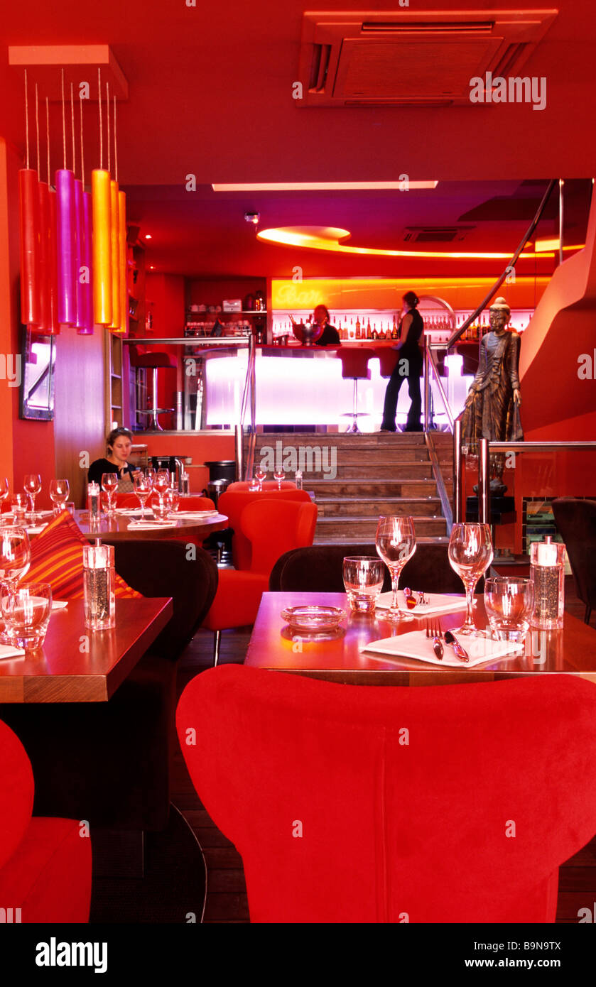 27 Rue Du Colisee 75008 Paris France, Paris, Restaurant Toi in Rue du Colisee Stock Photo - Alamy