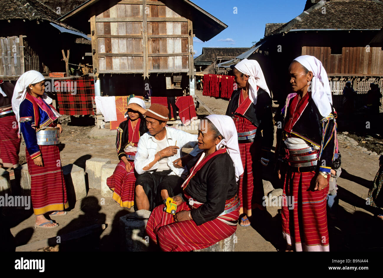 Myanmar (Burma), Silver Palung ethnic group Stock Photo - Alamy