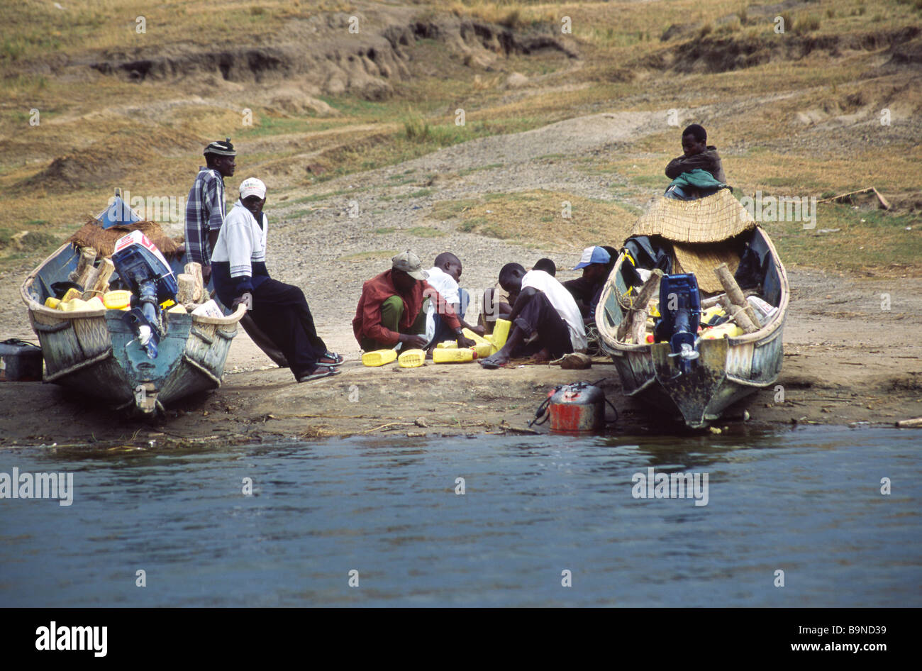 Group of african fishermen Stock Photo - Alamy