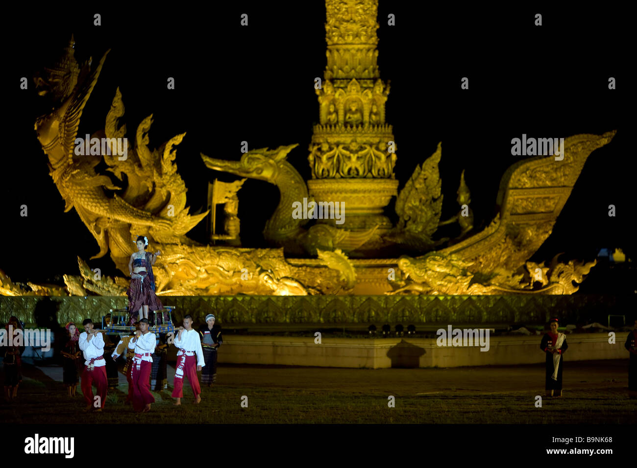 Khao Phansa (Candle and wax Festival) Ubon Ratachatani Thailand Candle & Sculpture of honor to His Majesty the King Stock Photo