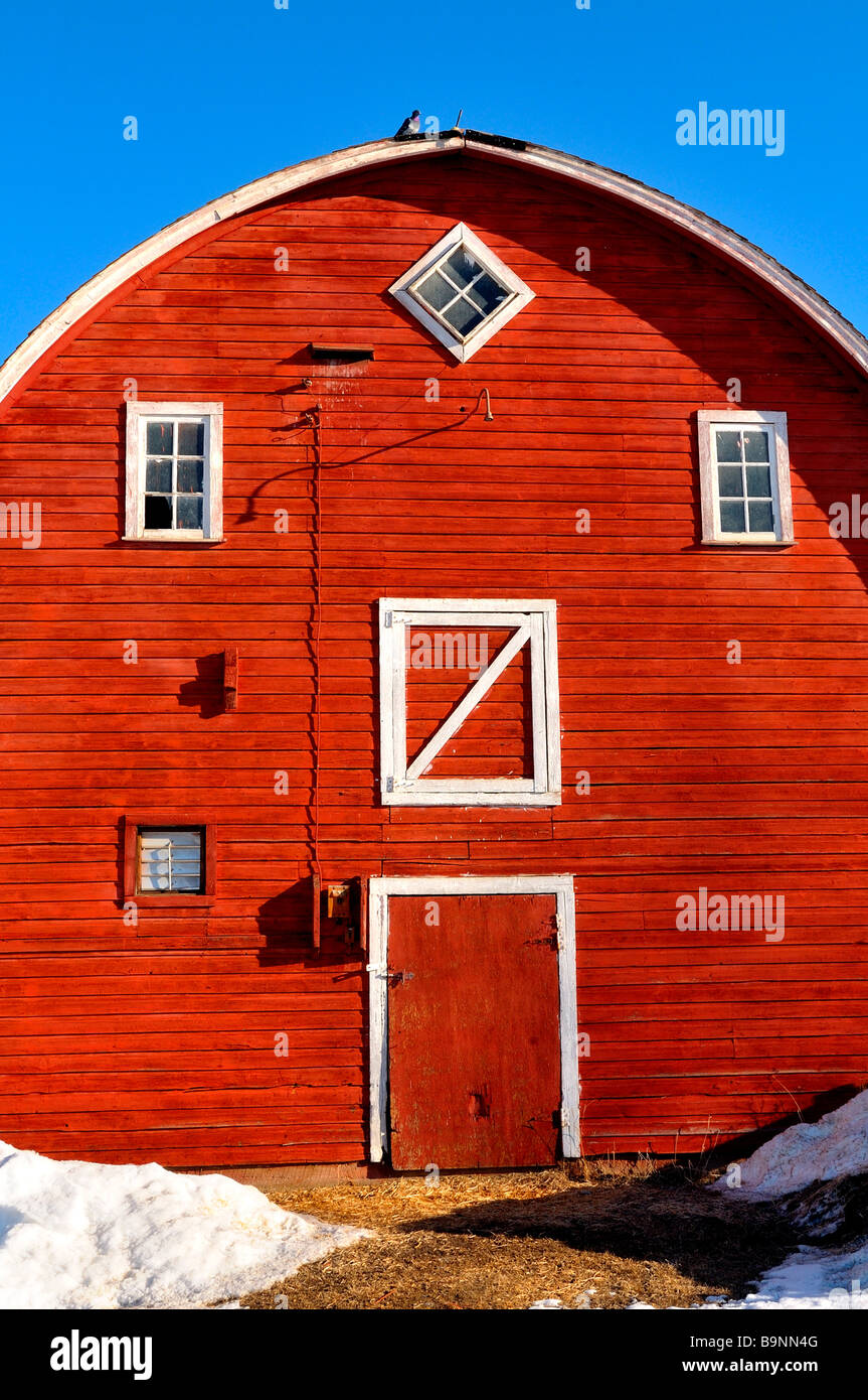 Barn rural farming doors hi-res stock photography and images - Alamy