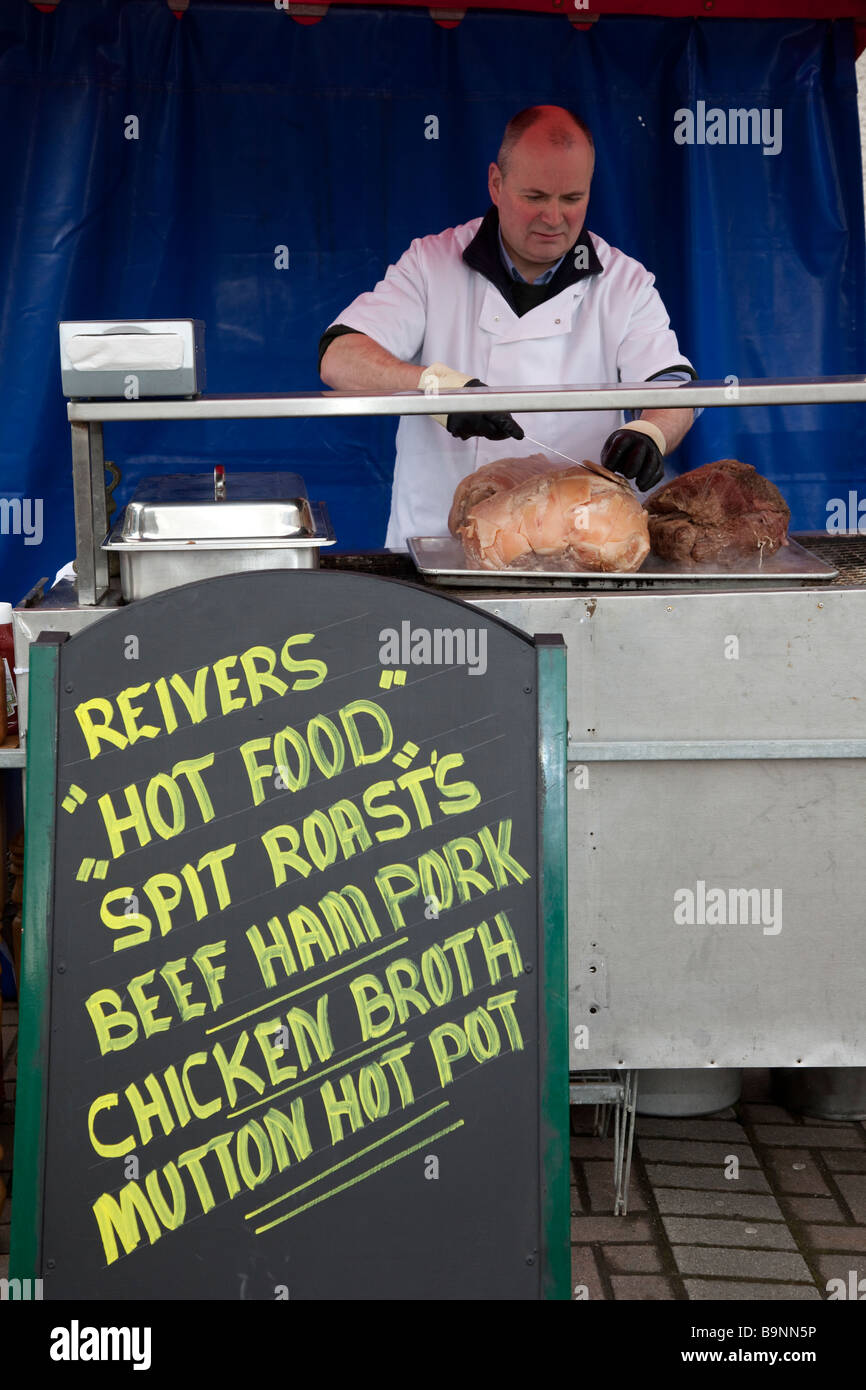 Cutting Meat  Takeaway at Hawick Reivers Festival, Scottish Borders, Hawick in Scotland, UK Stock Photo
