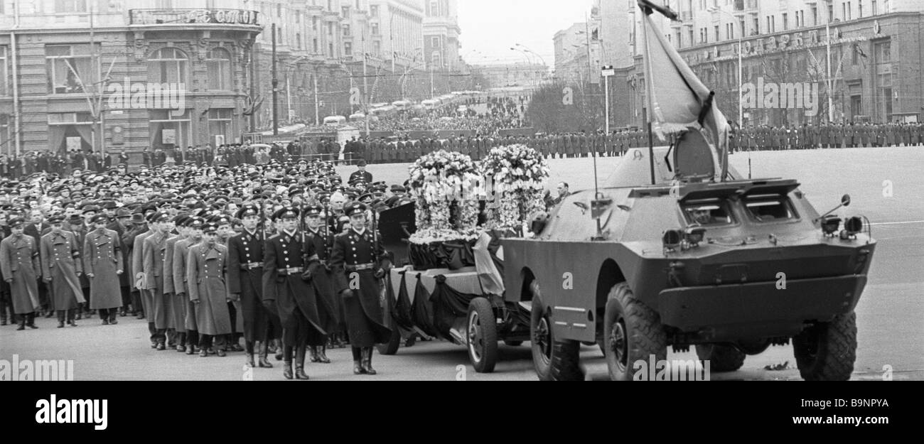 A funeral procession approaches the Red square at the funeral of Yuri