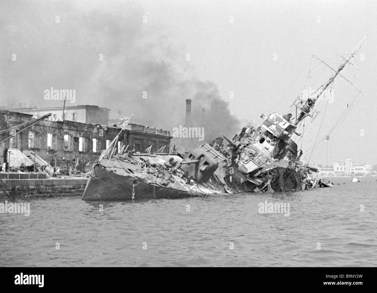 The Svobodny destroyer crashed by Nazi planes Stock Photo