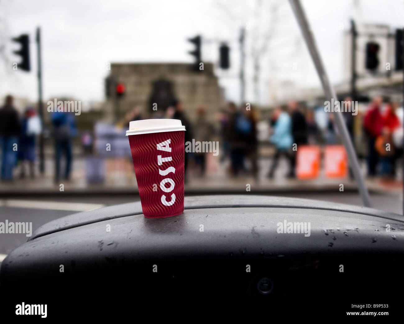 Costa paper cup hi-res stock photography and images - Alamy