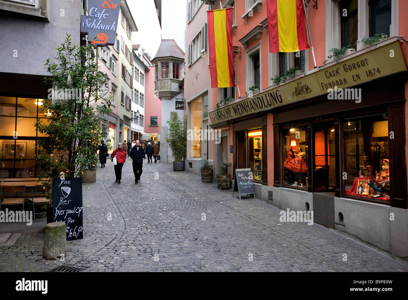 Zurich switzerland architecture restaurant hi-res stock photography and  images - Page 5 - Alamy