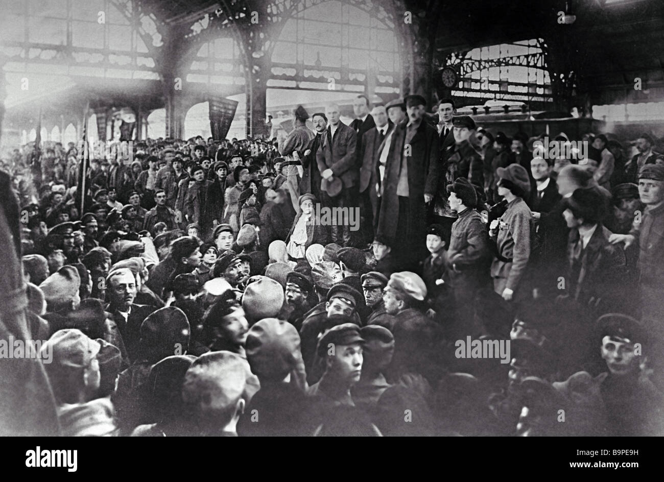 Manning the Red Guards Stock Photo Alamy