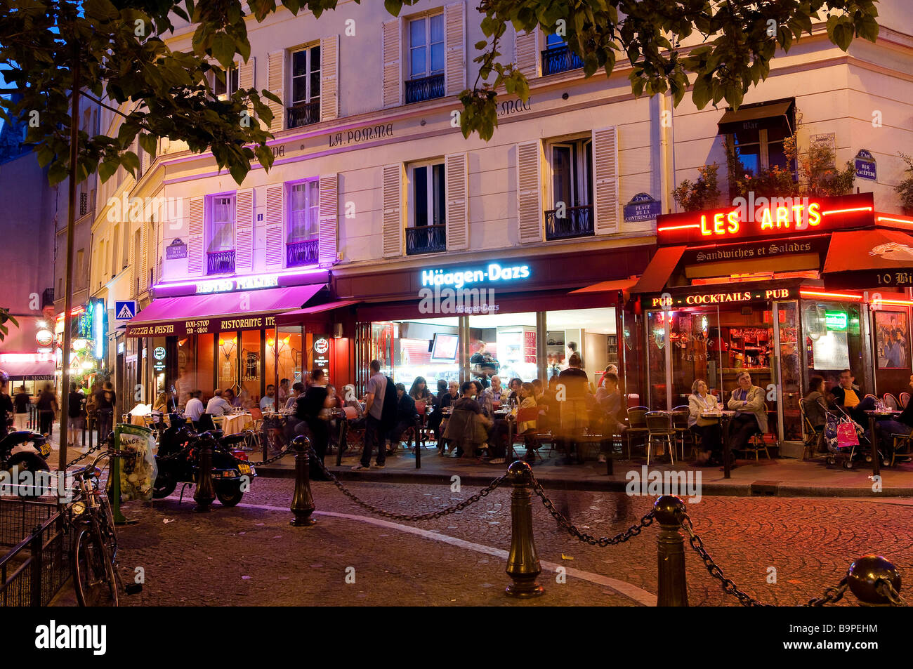 France, Paris, Mouffetard District, Place de la Contrescarpe Stock Photo