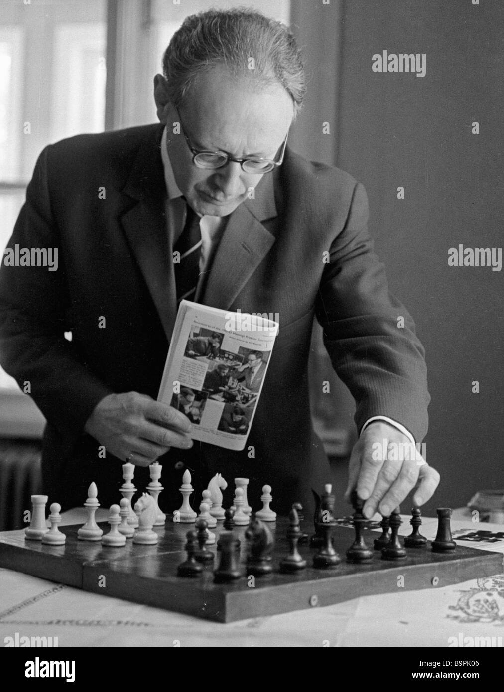 The chess games of Mikhail Botvinnik