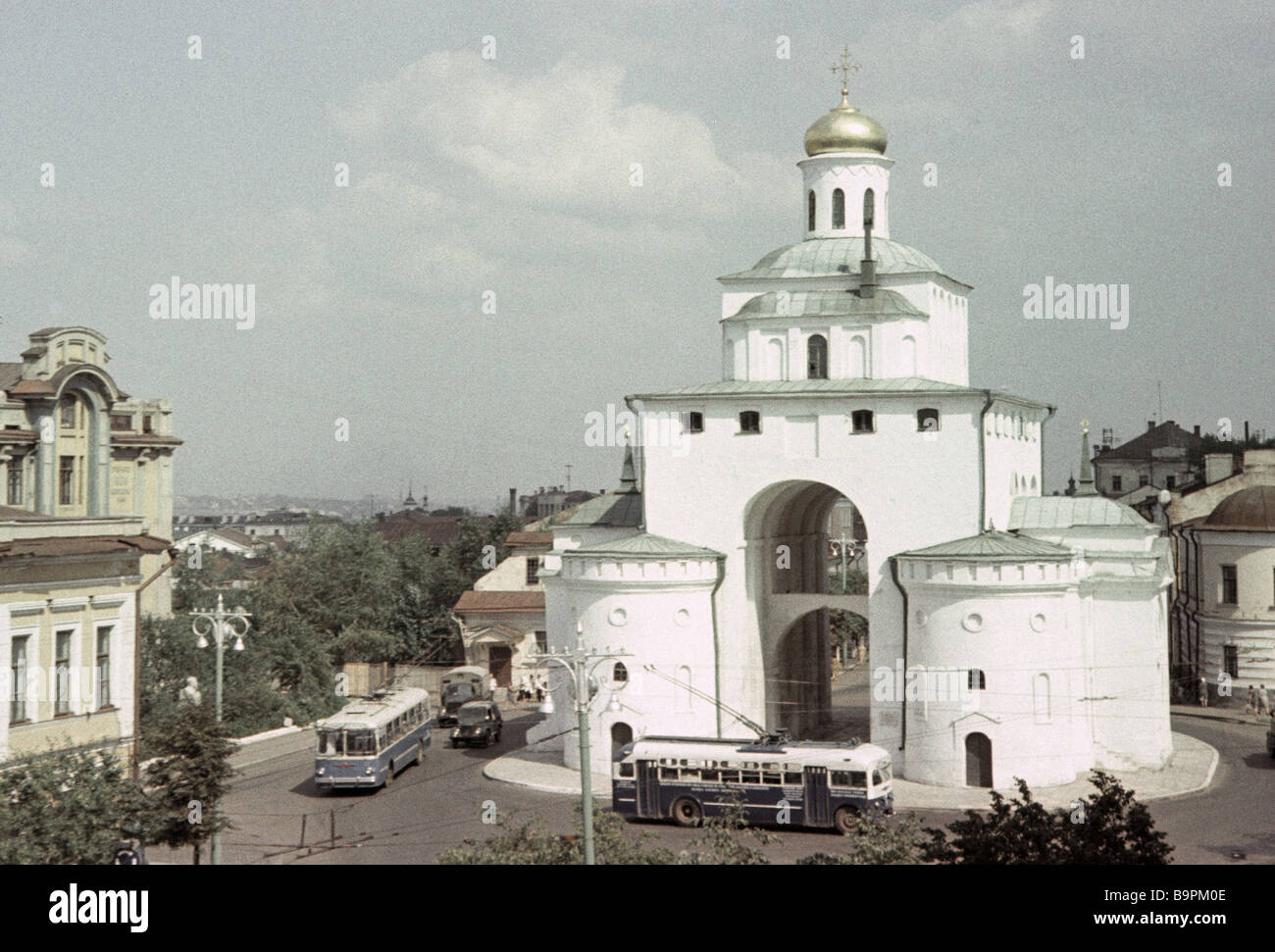 Золотые ворота андрея боголюбского во владимире 1164. Что было в золотых воротах после революции. Что было в золотых воротах после революции. Что было в золотых воротах после революции. Золотые ворота андрея боголюбского во владимире 1164.