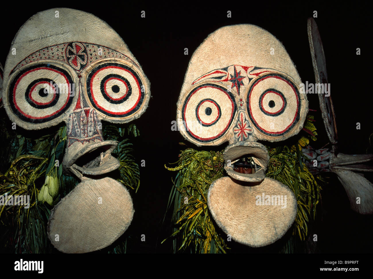 Papua new guinea masks hi-res stock photography and images - Alamy