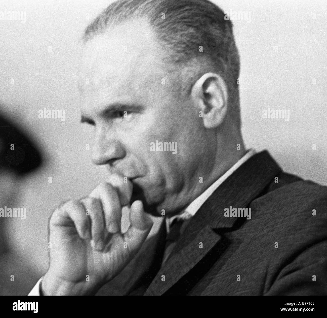 Oleg Penkovsky accused of spying in the courtroom during the hearings