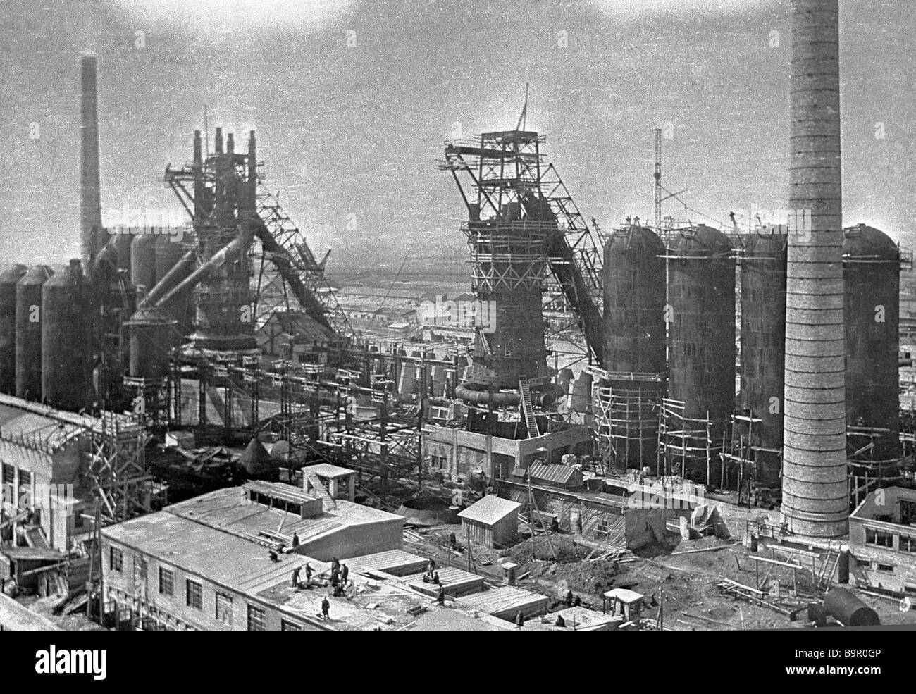 Workers Furnace Black And White Stock Photos Images Alamy Workers Furnace Black And White Stock Photos Images Alamy