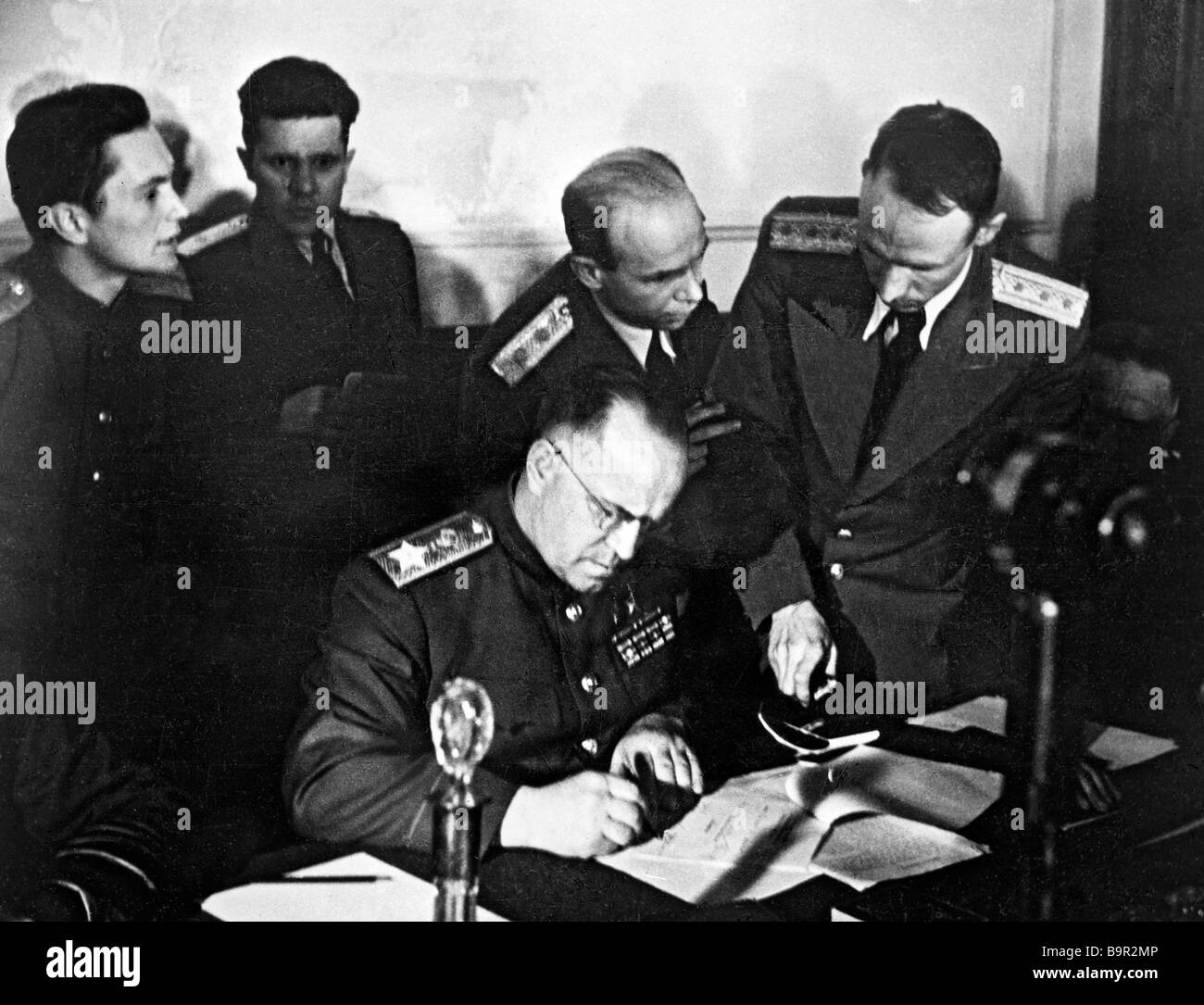 Marshal of the Soviet Union Zhukov inks the Act of the Unconditional ...
