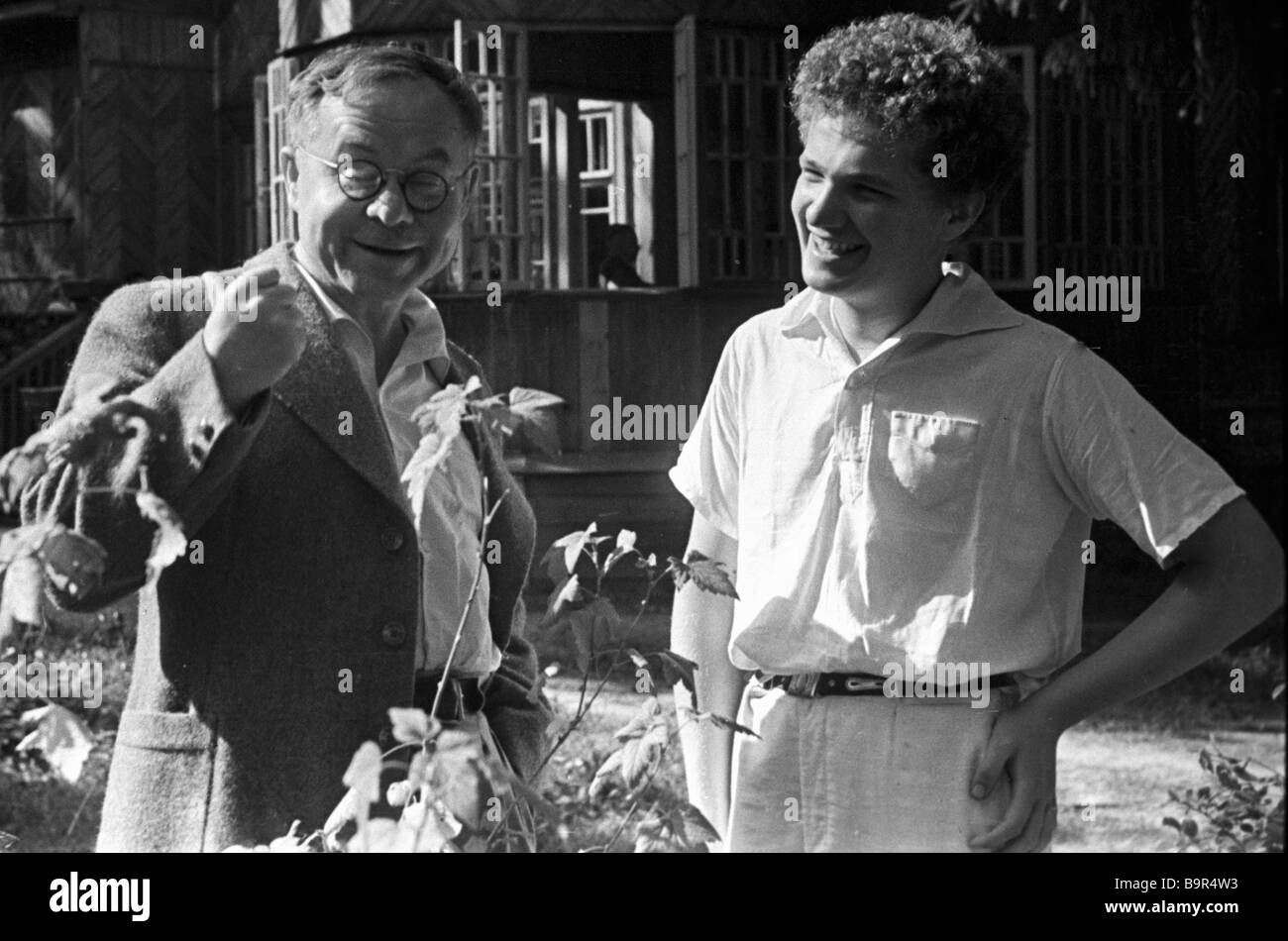 Writer Vsevolod Ivanov with his son Stock Photo - Alamy