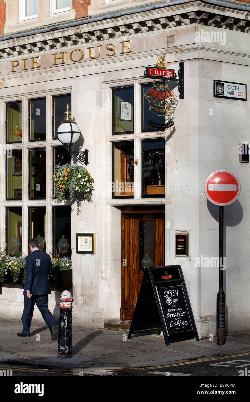 United Kingdom, London, Clerkenwell district, Gastropub Fullers Ale