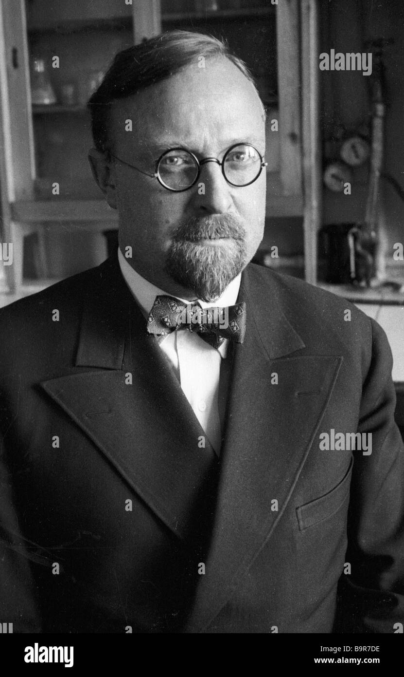 Проповедь опарина. Академик опарин. Академик опарин. Академик опарин. Пастор стогниенко.