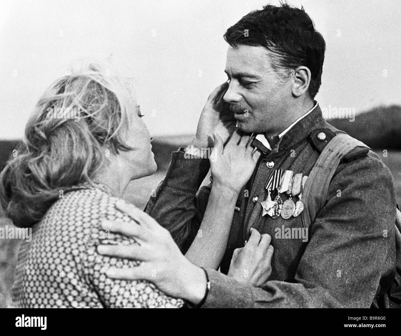 сколько лет сколько зим фильм. александр демьяненко фильм сколько лет сколько зим. "сколько лет, сколько зим!" (1966). сколько лет сколько зим 1965. дайте жалобную книгу фильм кадр танцуют.