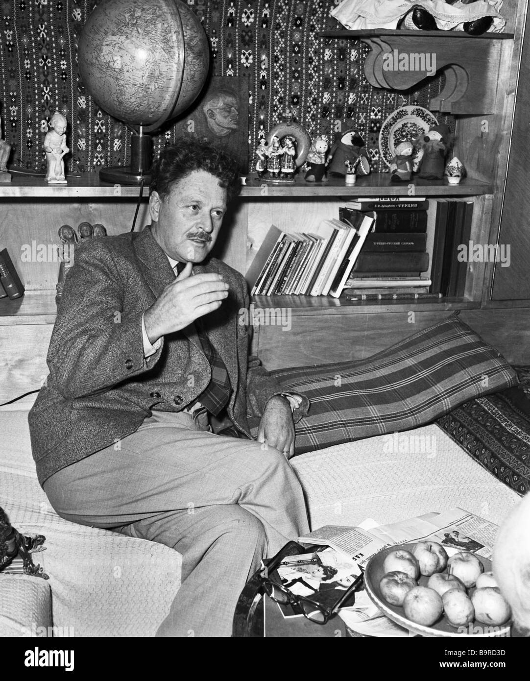 Nazim Hikmet Turkish poet and playwright Stock Photo Alamy