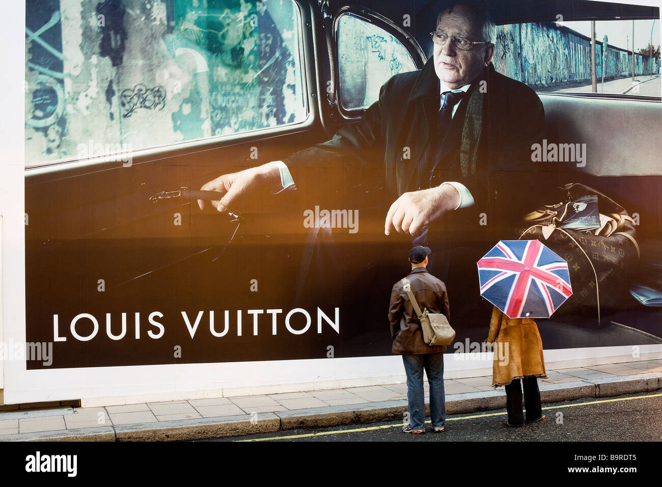 Louis Vuitton Ads Poster G337595 