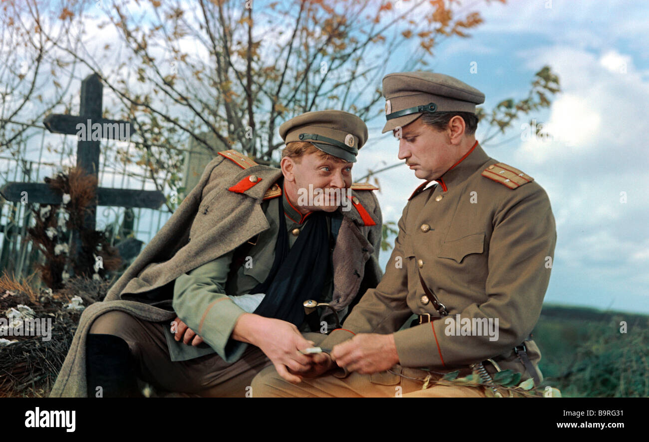 хождение по мукам фильм 1957 телегин. шел восемнадцатый год. боевой восемнадцатый год. коммунист фильм 1957. николай гриценко семнадцать мгновений весны.