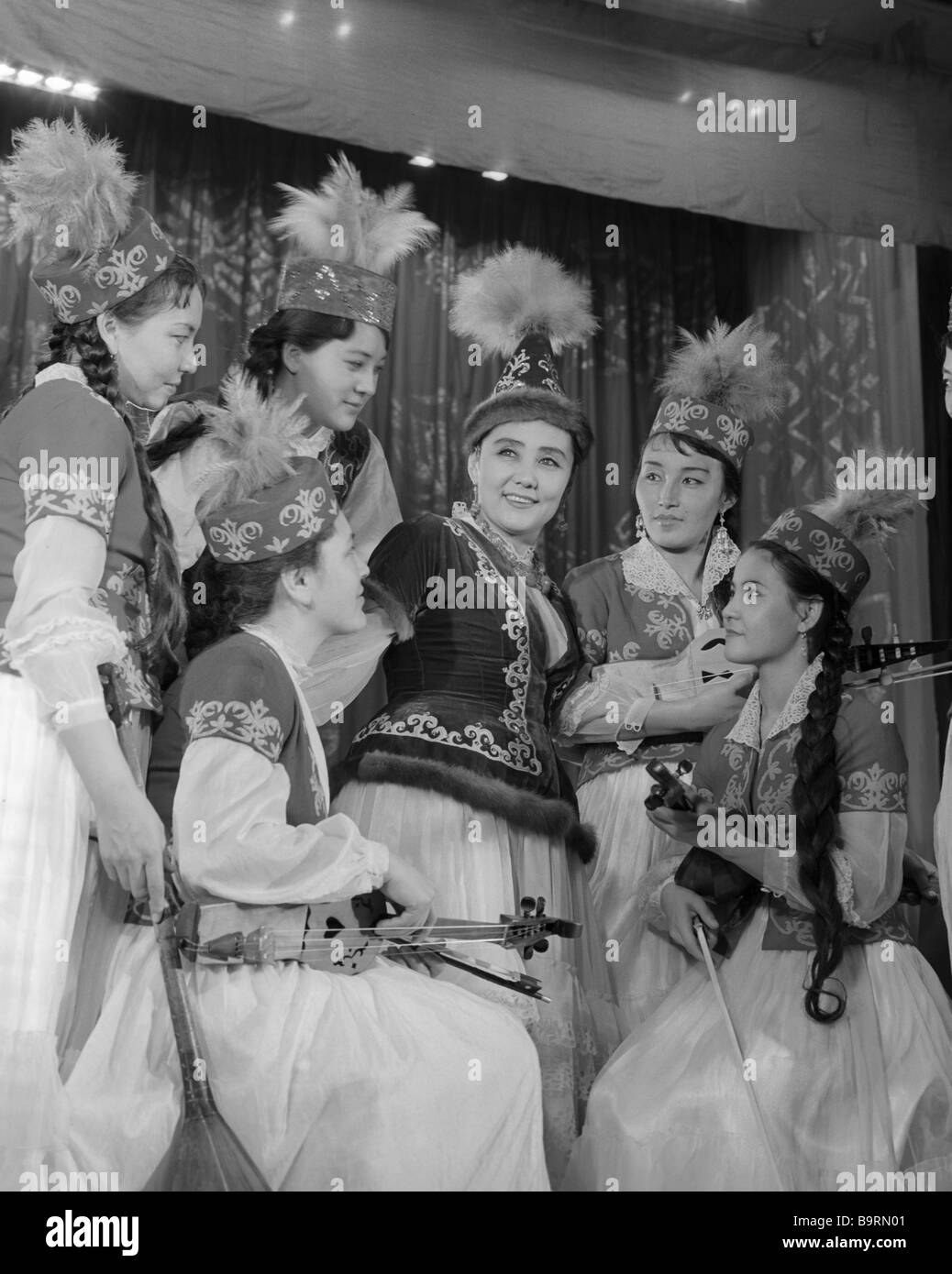 Bibigul Tulegenova People s Artist of the Kazakh SSR centre among the Bibigul Tulegenova People s Artist of the Kazakh SSR centre among the