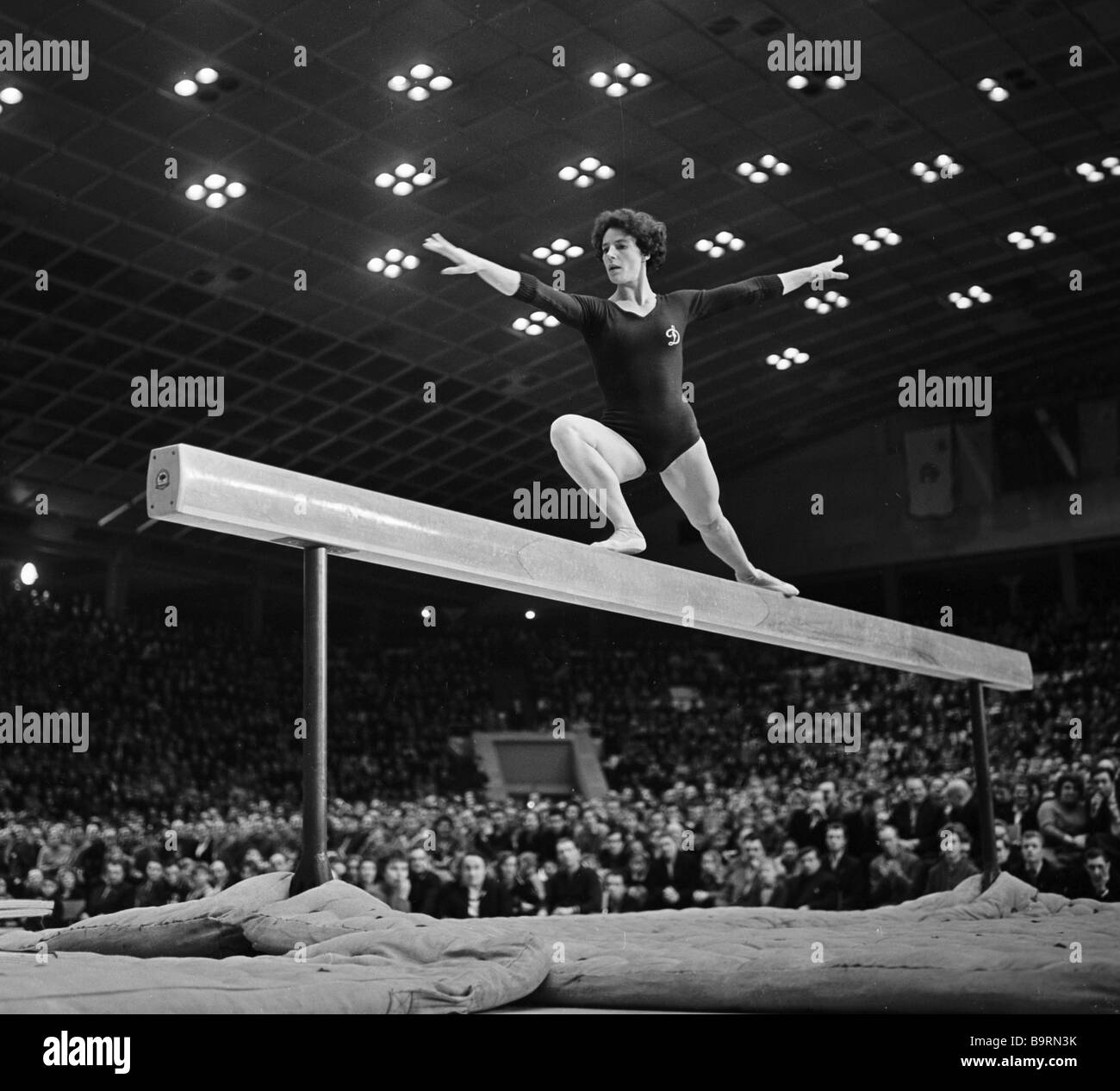 Elena Davydova - the absolute Olympic champion in gymnastics Elena Davydova - the absolute Olympic champion in gymnastics