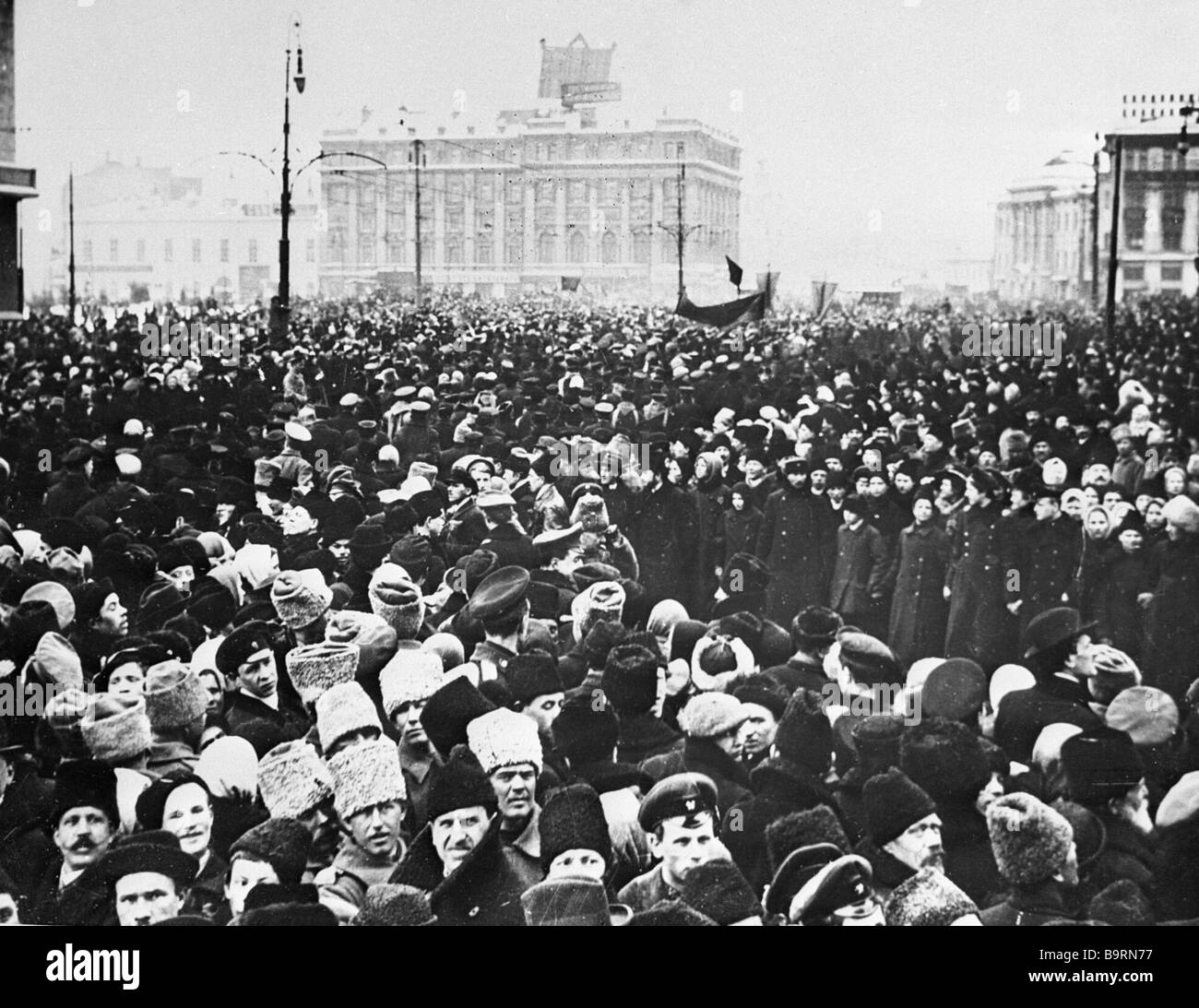 Февраль 1917 года. Февральские демонстрации 1917. Революция февраль 1917. Демонстрации 1917 года Февральская революция. Февраль 1917 Москва.