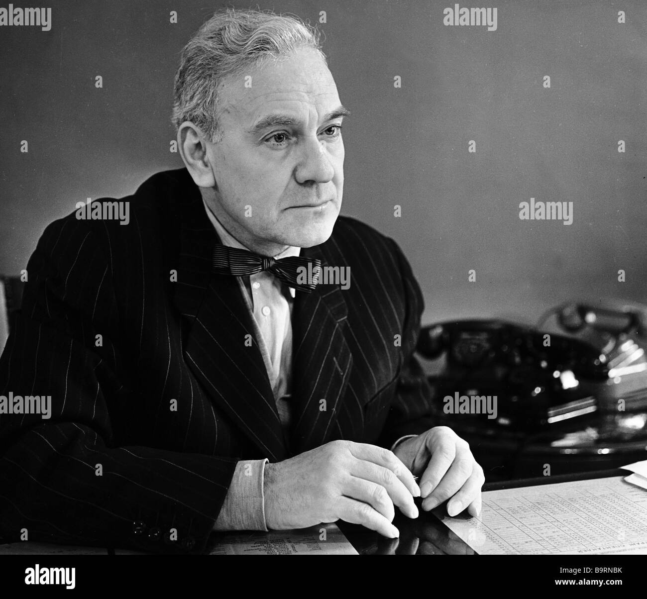 Артист михаил царев. Михаил иванович царёв. Артист царев малый театр. Артист михаил царев. Михаил иванович царев актер.