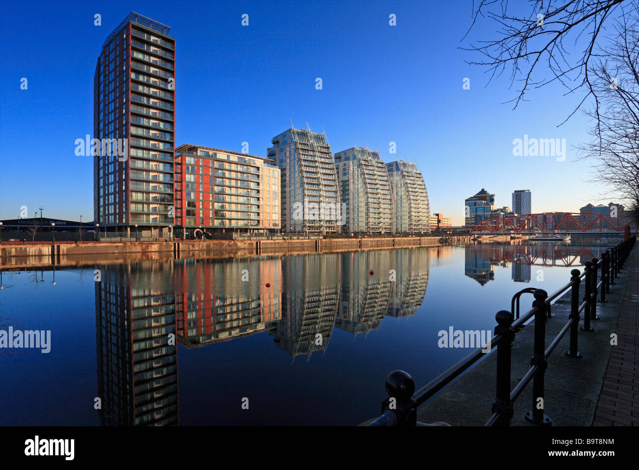 Apartments, Salford Quays, Manchester, Lancashire, England, UK Stock
