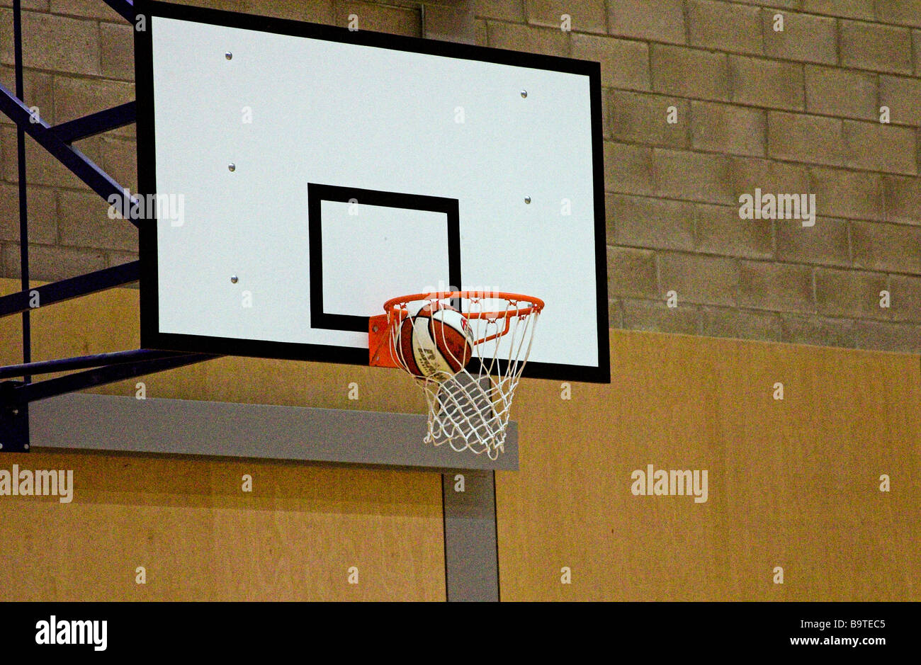 basketball falling through hoop Stock Photo Alamy