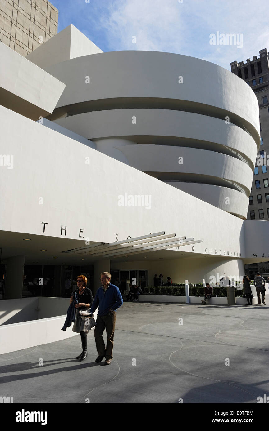 solomon r. guggenheim museum new york city usa