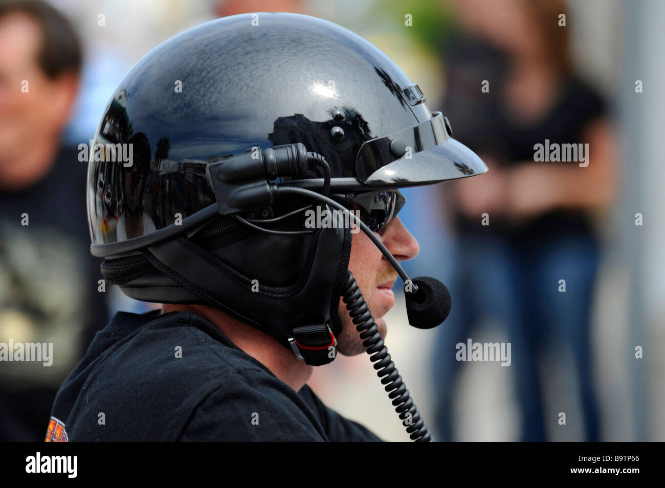 adusting ear cover smith helmet Smith Method Pro Helmet