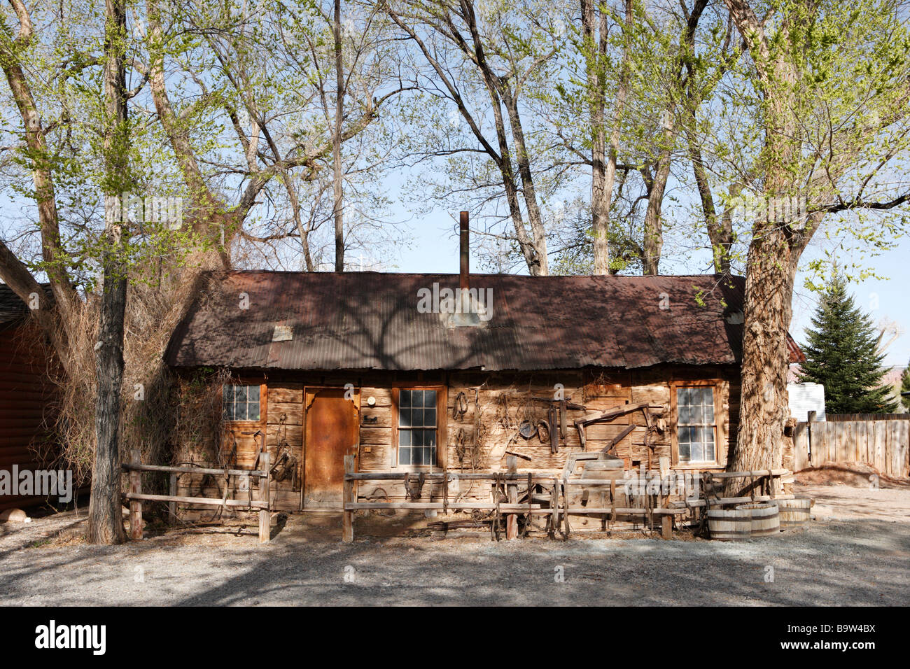 Old Pioneer Style Log Cabin In Utah Usa Stock Photo 23294542 Alamy